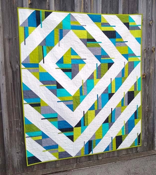 Fractured quilt pattern by Thangles